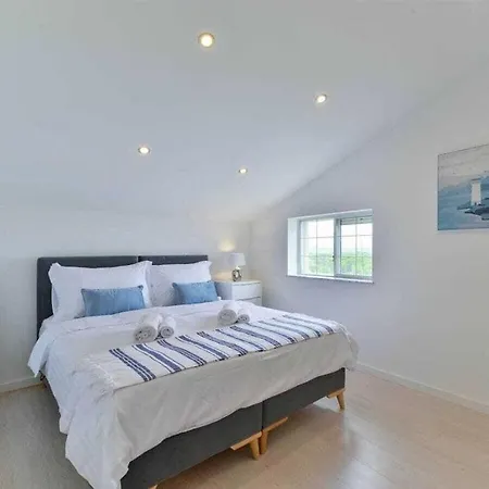 Luxury Maria With Large Pool Vila *