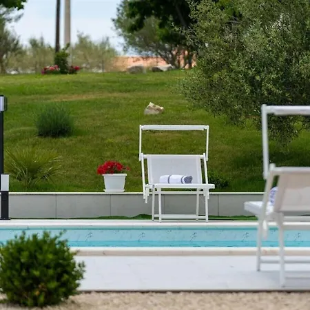 וילה Luxury Maria With Large Pool Policnik