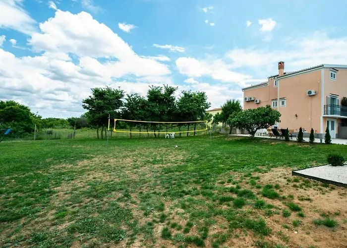 Вилла Luxury Maria With Large Pool