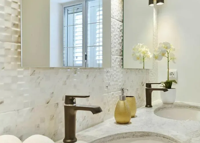 Vila Luxury Maria With Large Pool